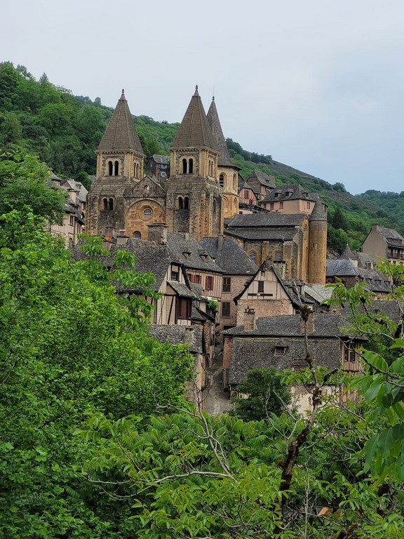 Conques_1.jpg